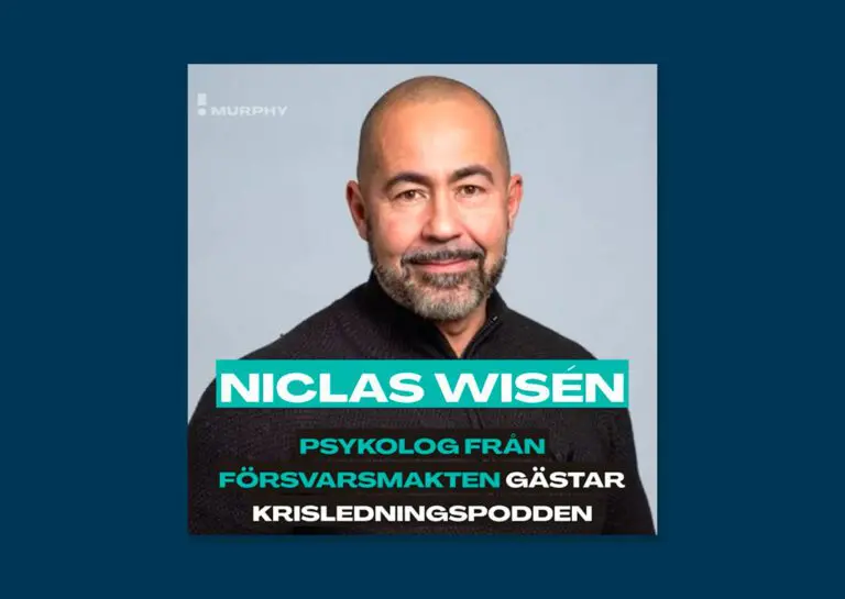 Niclas-Wisen-puffbilder-Krisledningspodden-Webb